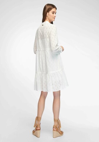 Robe d’été tRUE STANDARD en blanc