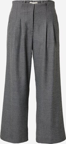 Freequent Широка кройка Панталон с набор 'TEXA' в черно: отпред