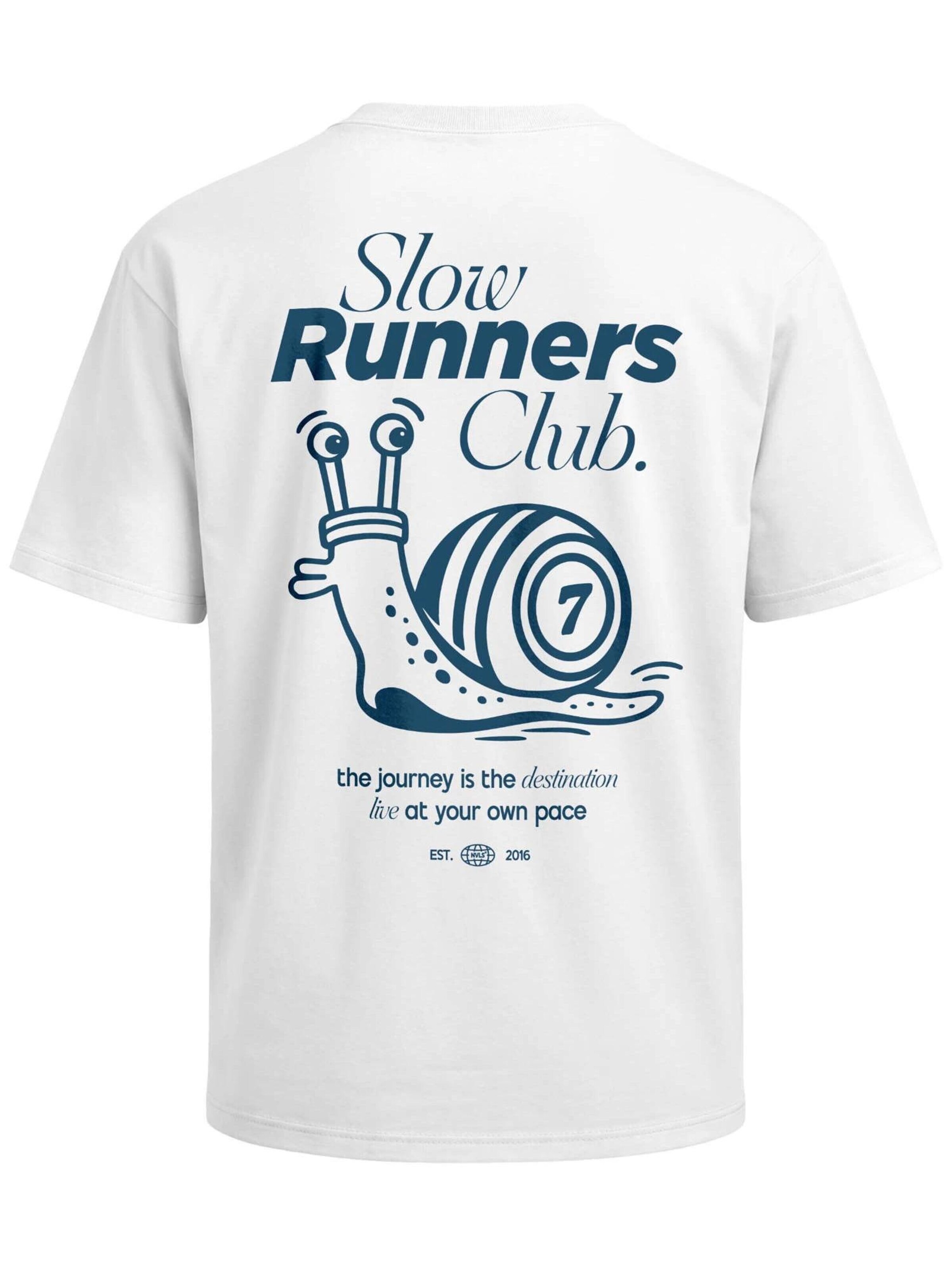 Neverless Shirt 'Slow Runners Club' in White: front