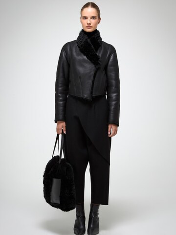 V S P Winterjacke 'Severina'‌ in Schwarz