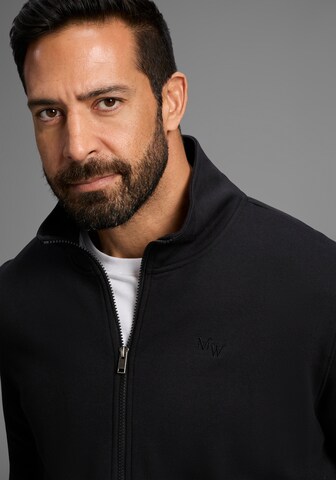 Man's World Sweatsuit in Black