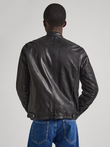 Pepe Jeans Between-Season Jacket 'VONN' in Black