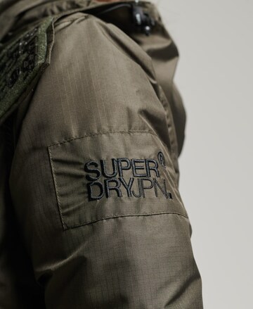 Superdry Performance Jacket 'Mountain' in Green