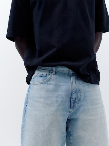 Pull&Bear Loose fit Jeans in Blue