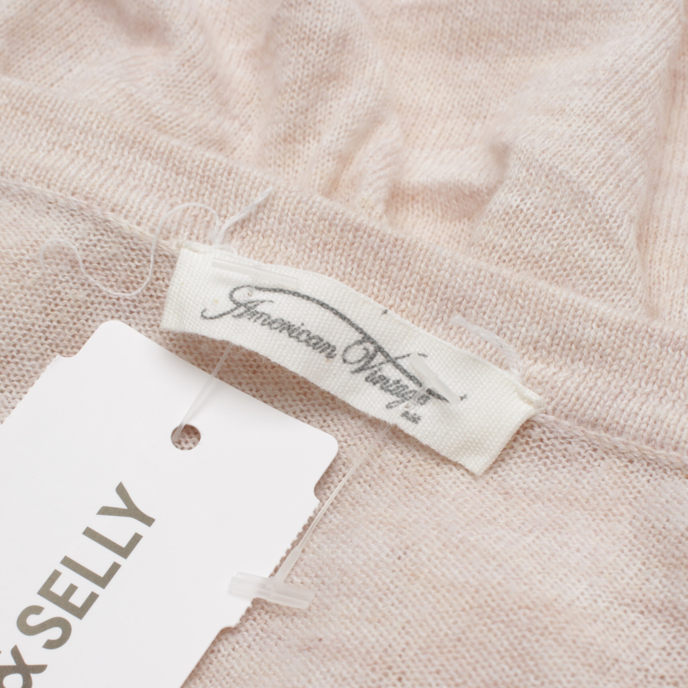 AMERICAN VINTAGE Sweater & Cardigan in M in Pink