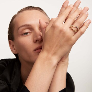 P D PAOLA Ring in Gold: Vorderseite
