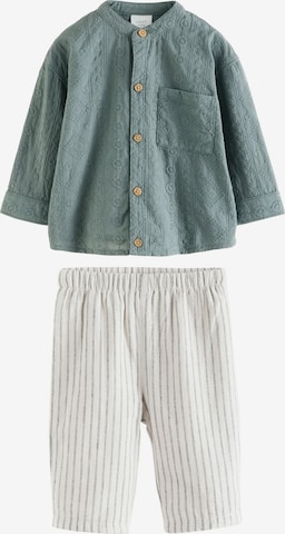 Set Next en vert : devant