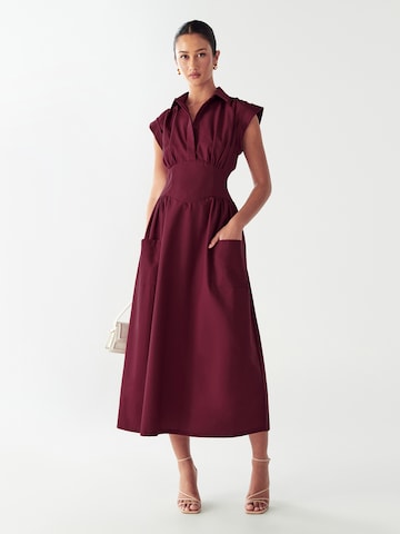 Rochie 'ELLESE' de la Willa pe roșu