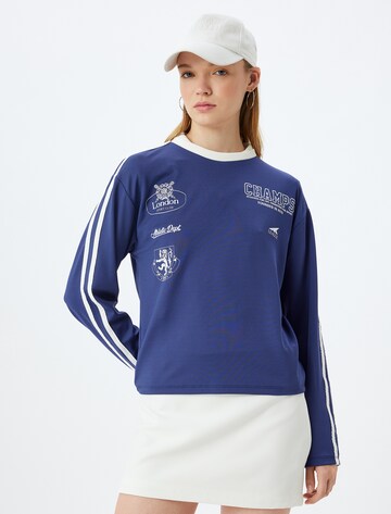 Koton Shirt in Blue: front