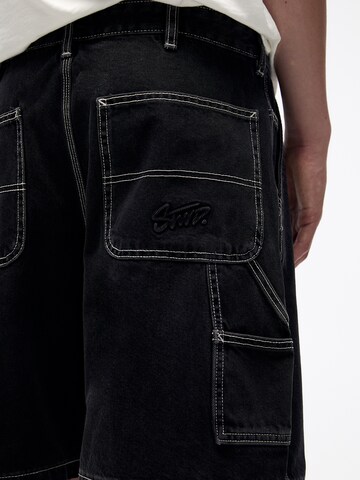 Pull&Bear Loosefit Shorts in Schwarz