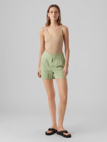 VERO MODA Regular Pleat-Front Pants 'JESMILO' in Green