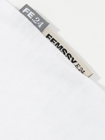 FEMSSY Shirt 'PURE'‌‌‌‌‌ in Weiß