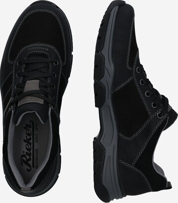 Chaussure à lacets Rieker en noir