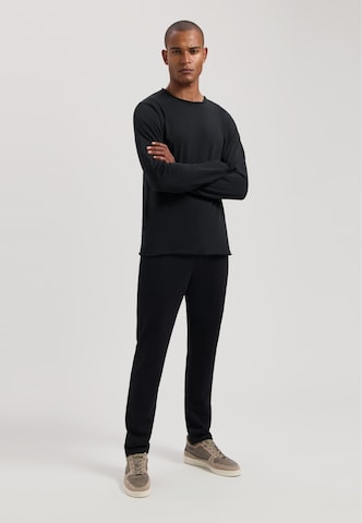 Dstrezzed Sweater in Black