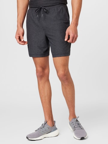 Regular Pantalon de sport 'ULTRA GO LITE' SKECHERS en gris : devant
