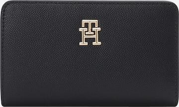 TOMMY HILFIGER Wallet in Blue: front