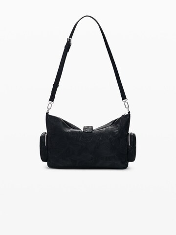 Poșete de la Desigual pe negru