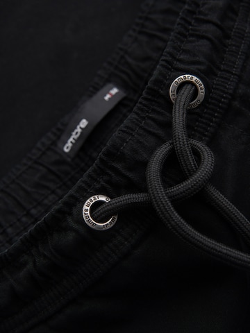 Ombre Loosefit Sportovní kalhoty – černá