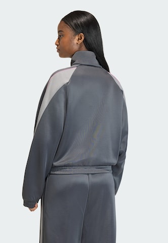 ADIDAS SPORTSWEAR Trainingsjacke in Grau