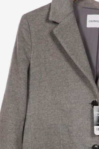 Calvin Klein Jeans Mantel S in Grau