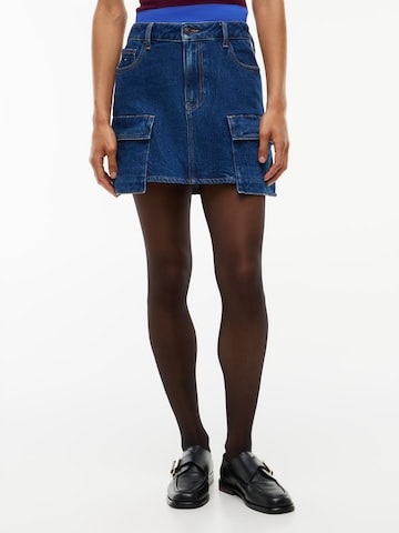 Tommy Jeans Sukně – modrá: přední strana