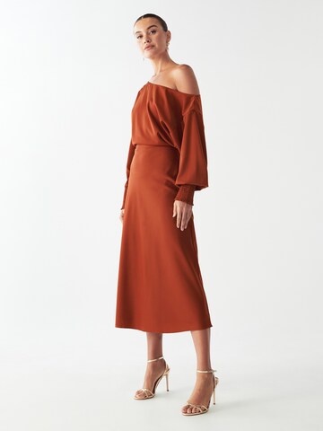 Willa Φόρεμα 'Diara' σε καφέ