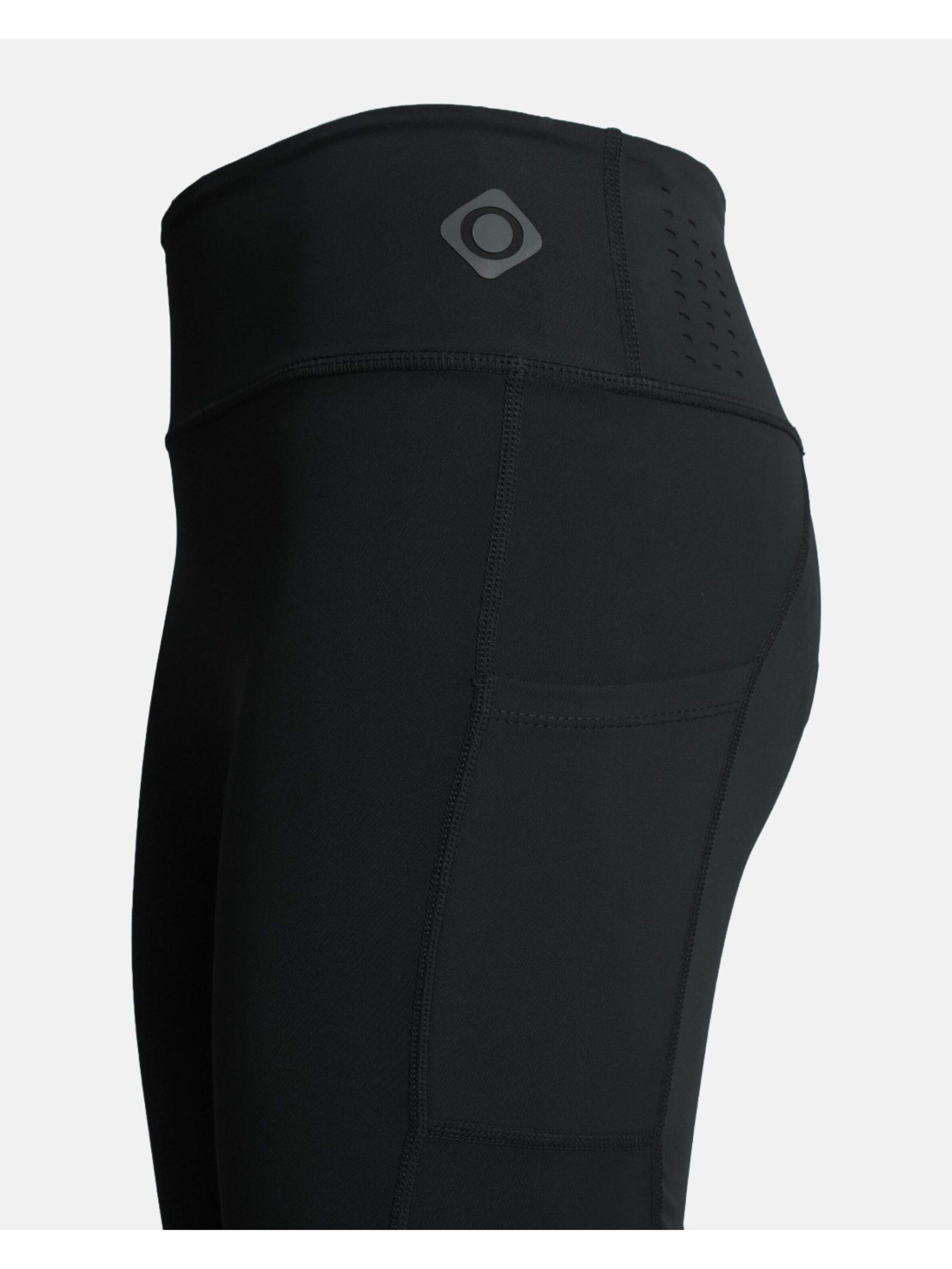 Izas - Loosefit Leggings 'MALLAS CORTAS MADILL SHORT' en negro