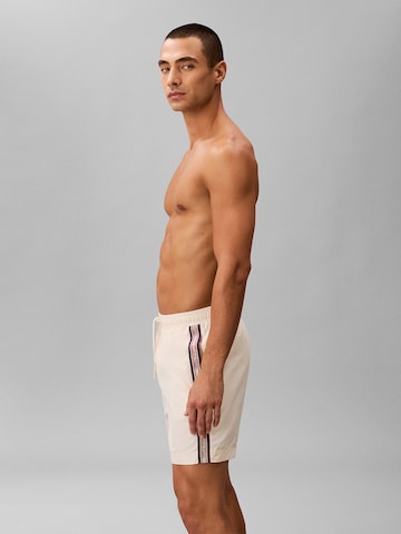 Shorts de bain Calvin Klein Swimwear en beige
