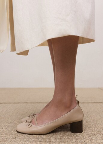 MANGO Ballerina in Beige