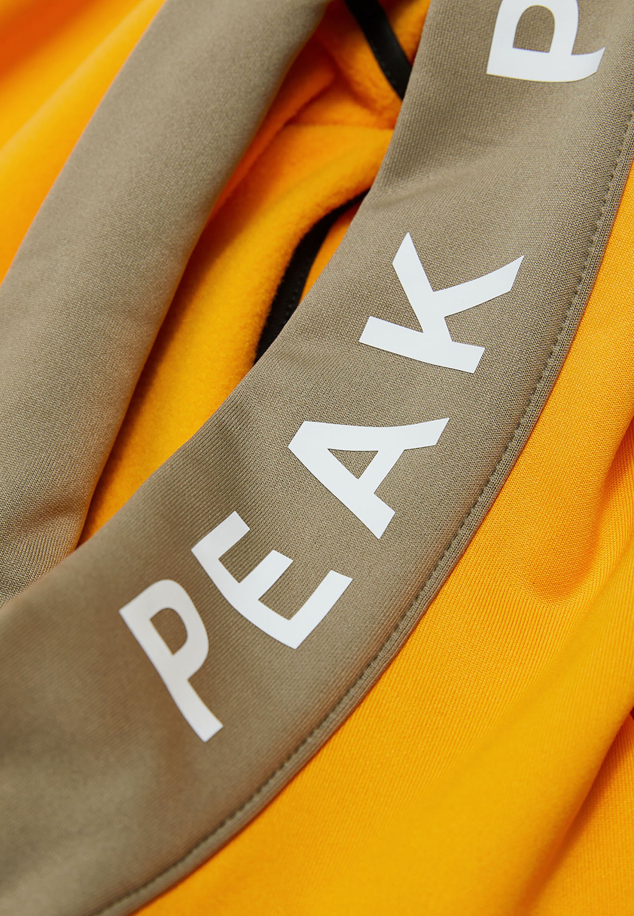 PEAK PERFORMANCE Athletic fleece jacket in Red