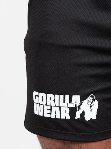 Gorilla Wear Regular Shorts 'Miles' in Schwarz