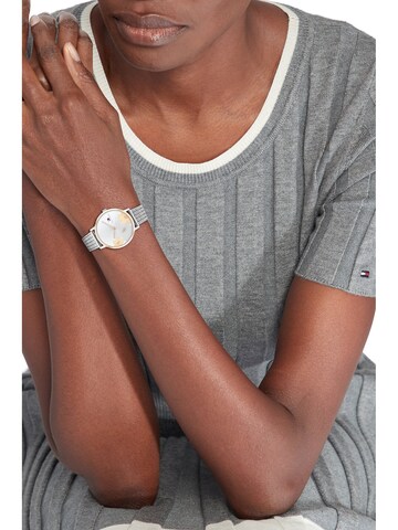 TOMMY HILFIGER Analoguhr in Silber