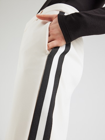 monari Regular Hose in Beige