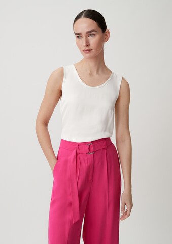 COMMA Top in White: front