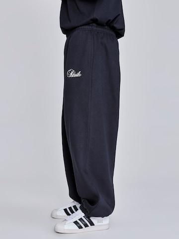 Wide Leg Pantalon 'Essentials' SikSilk en noir