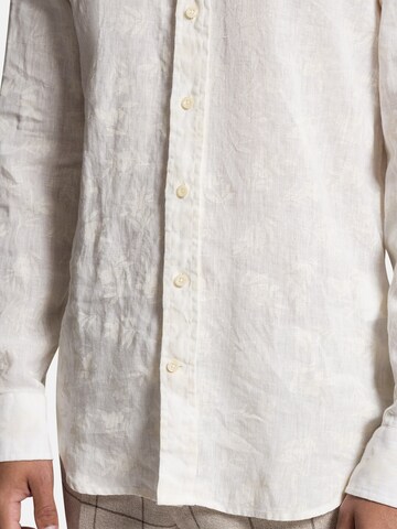 Baldessarini Slim fit Business shirt in Beige