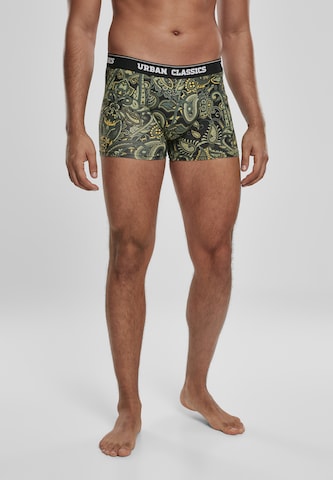Urban Classics Boxer shorts in Green: front