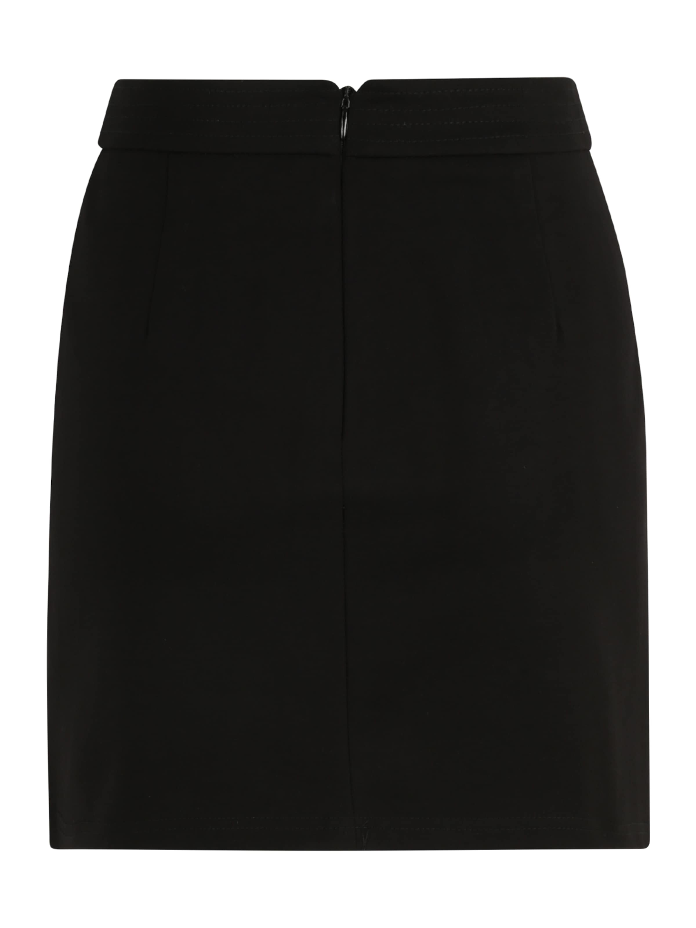 Oasis Skirt in Black