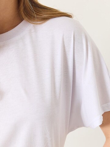 Bianco LucciMajica 'T-Shirts' - bijela boja