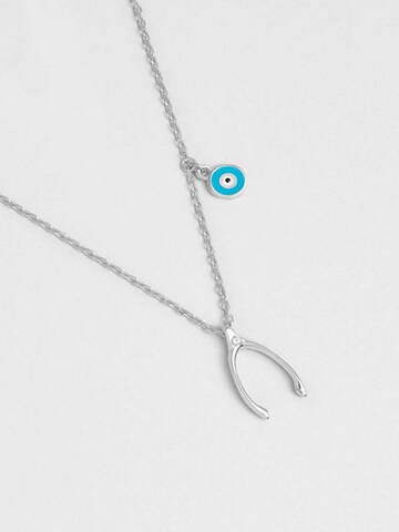 So Chic Necklace in Silver