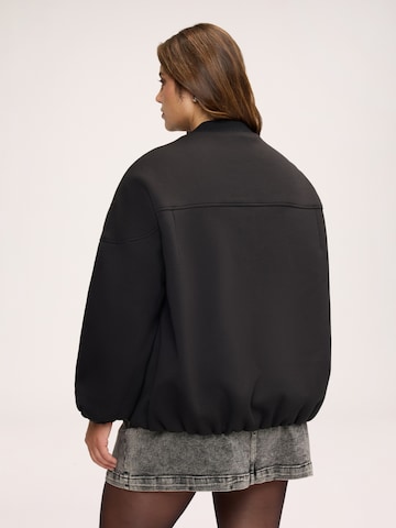 Fiorella Rubino Between-season jacket in Black