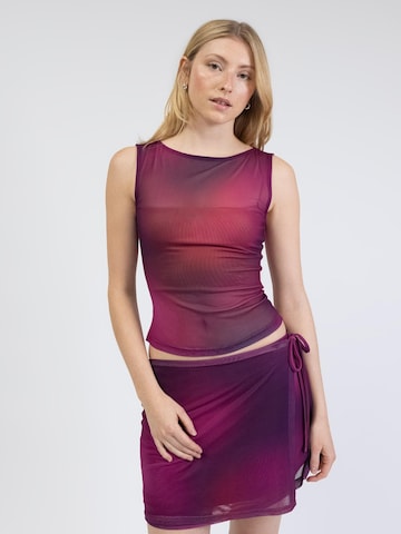 BROKE + SCHÖN Top 'Mesh Top mit lila Farbverlauf' in Purple: front