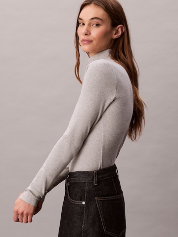 T-shirt Calvin Klein Jeans en gris