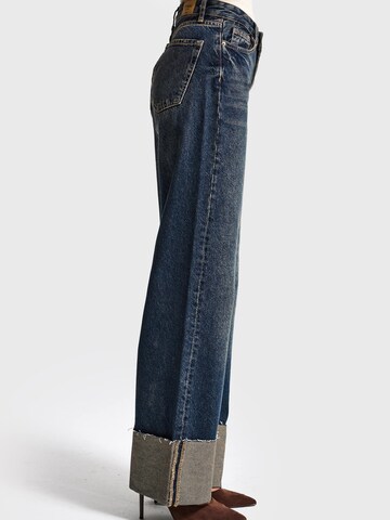 IT'S BASIC Regular Jeans 'Straight Mid Rise Jeans' in Blauw