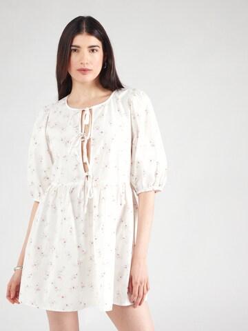 Robe Gina Tricot en blanc : devant