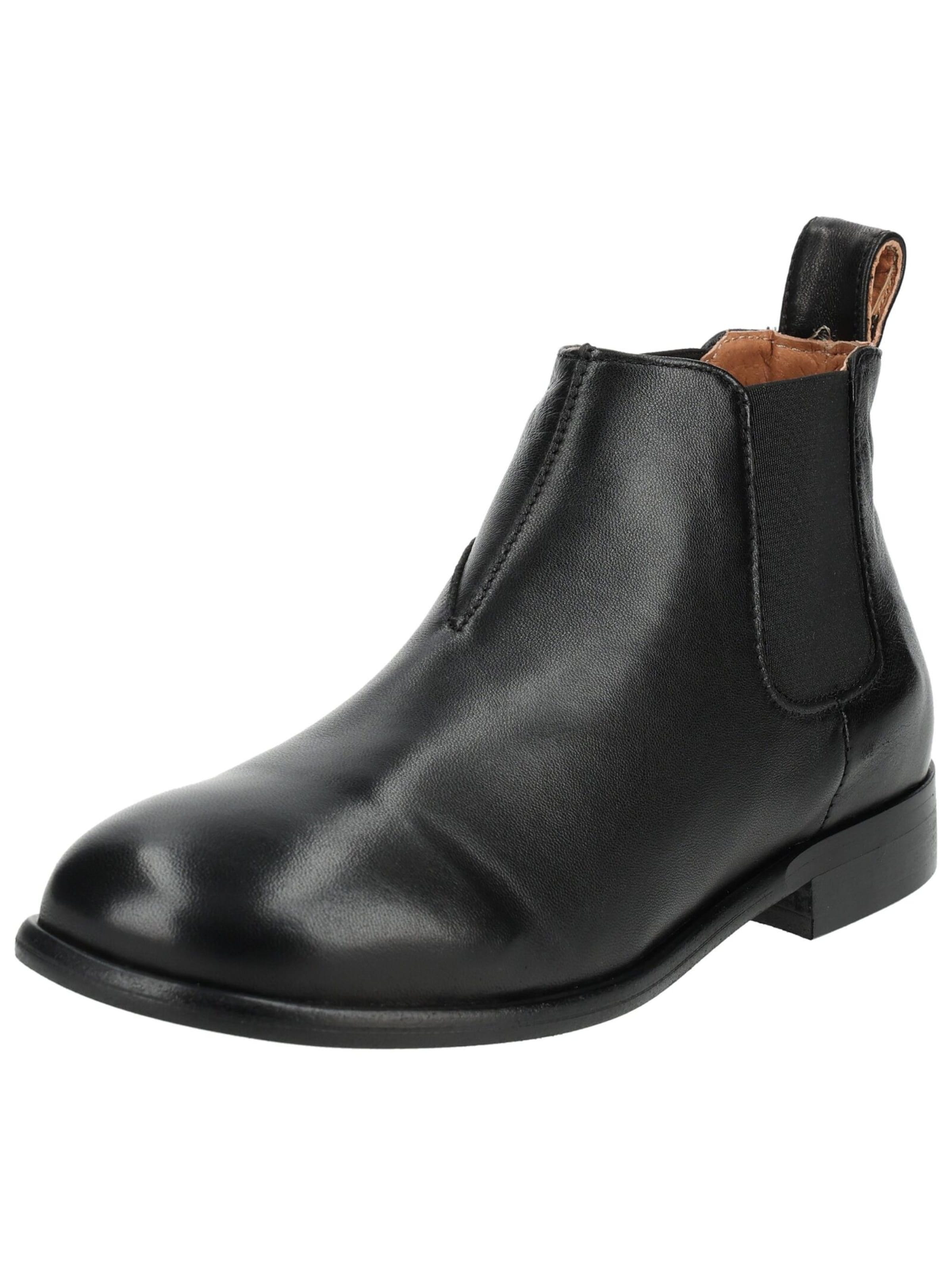 PAVEMENT Chelsea Boots in Black: front