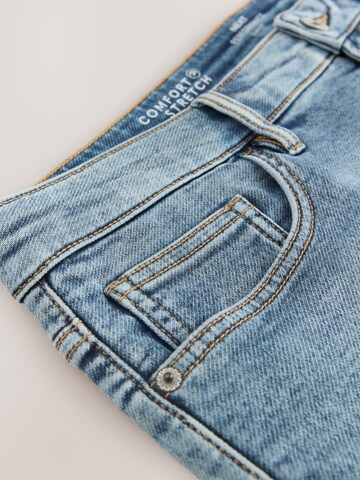 Next Regular Shorts in Blau