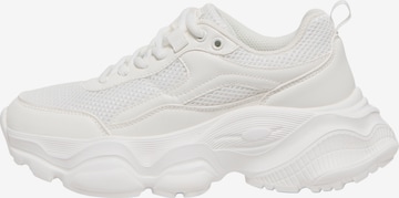 ONLY Низкие кроссовки в Белый: спереди