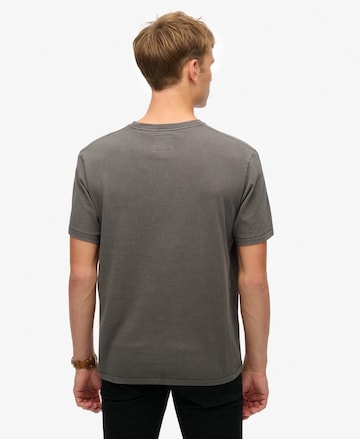 T-Shirt 'Athletic Essential' Superdry en gris