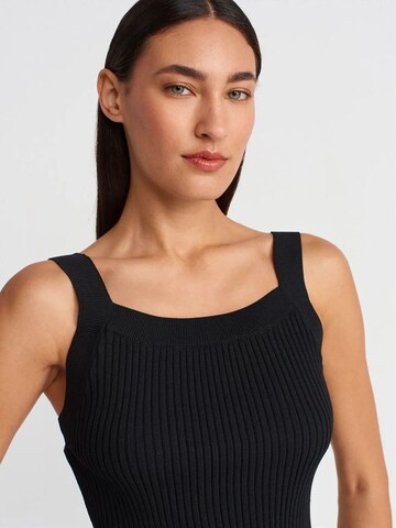 Tops en tricot Dilvin en noir